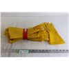 Image 1 : Assorted Medium Rubber Gloves