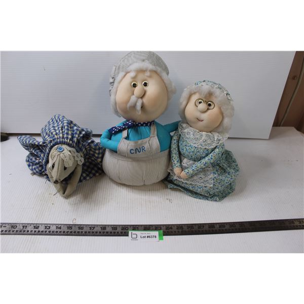 (3) Stuffed Dolls