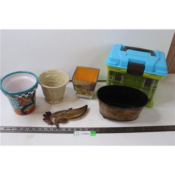 (4) Plant Pots, Plastic Container and Rooster Decoration