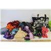 Image 1 : Hollywood Bag with (19) Scarves