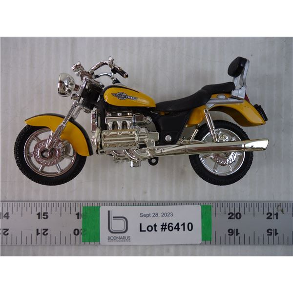 1997 Honda Valkyrie 1:18 Scale