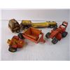 Image 2 : (5) Pieces of Small Tonka Toys