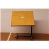 Image 1 : * Flip-up Desk (24"w x 24"d x 26")