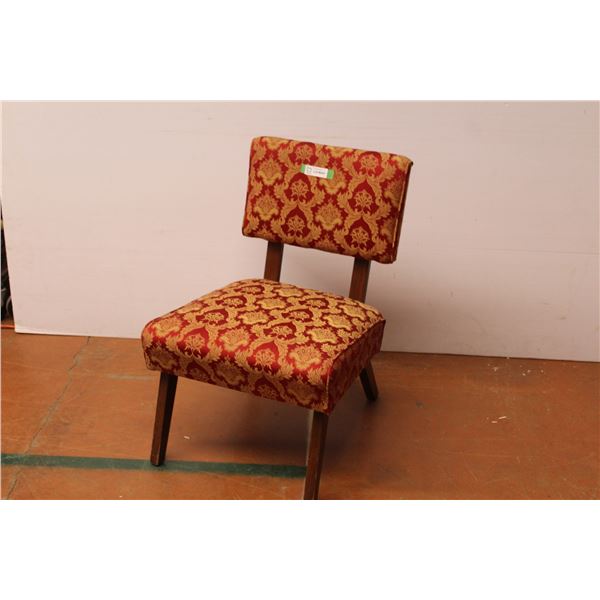 * VintageUpholstered Chair