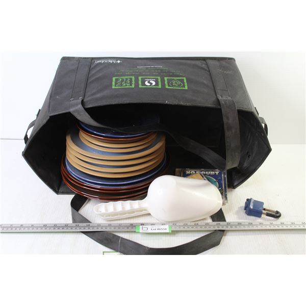 Micro Ban Carry Case - Assorted Plates - (2) CDs Soulfly & No Doubt - Master Lock (no key) - (2) Pla