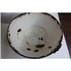Image 4 : (3) Pieces of Enamelware