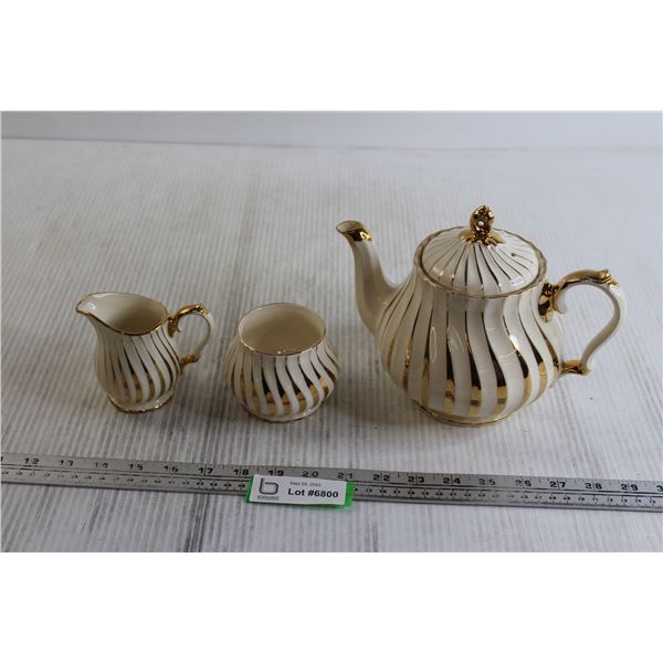 Sadler Teapot, Sugar, and Cream Set