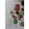 Image 2 : (15+) Assorted Christmas Decorations - Ornaments, Wreath Ball, etc.