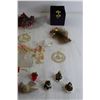 Image 6 : (15+) Assorted Christmas Decorations - Ornaments, Wreath Ball, etc.