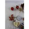 Image 3 : (10+) Assorted Christmas Ornaments