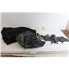 Image 1 : Halloween Assortment - Rubber Skeleton and Bat, Witch Hat, Cape