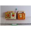Image 1 : (2) Fisher-Price Toy Radios - Both Works