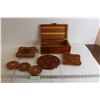 Image 1 : Wooden Box, (3) Trivets, (3) Coasters