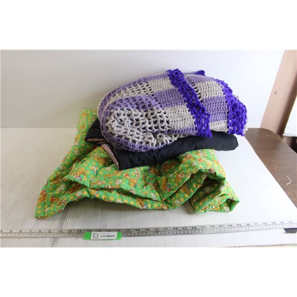 (3) Small Blankets