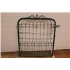 Image 3 : * Wired Metal Yard Gate with Mounting Pole - Gate is 33" x 39"