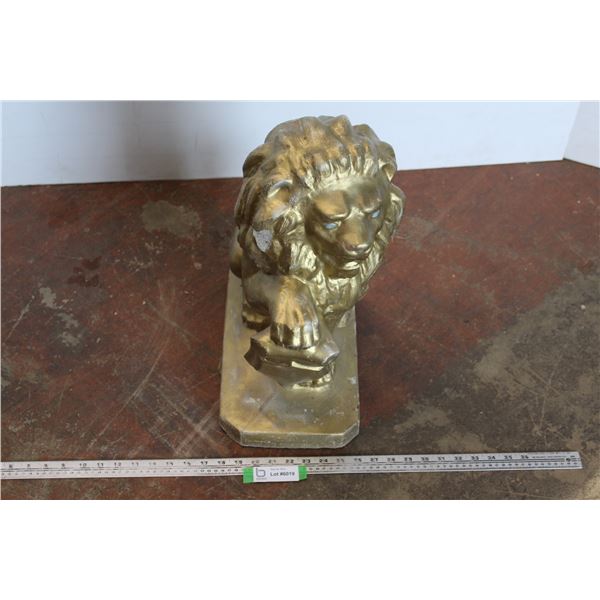 * Lion Concrete Lawn Ornament - 20  Tall, Some Damage, Heavy