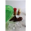 Image 3 : Green Glitter Plastic Bowl, (12) Salt and Pepper Shakers - Ice Cream Cones, Birds, Cat