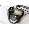 Image 2 : Lamp w/Magnifying Glass (working)