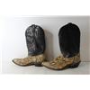 Image 2 : Pair of Women's Cowboy Boots - Size 11