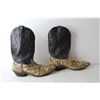 Image 3 : Pair of Women's Cowboy Boots - Size 11