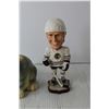 Image 2 : Chicago Blackhawks and Cat Bobbleheads, Bird Figurine