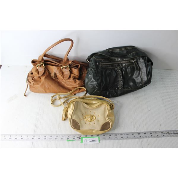 (3) Purses
