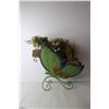 Image 3 : Butterfly Plant Holder and Fake Plants