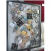 Image 2 : 2-Vintage Costume Jewelry w/Shadow Box - 2 X $