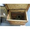 Image 3 : Old Wooden Storage Box w/Pitcher