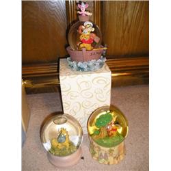 Winnie The Pooh snow globes