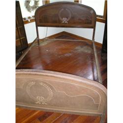 Full size metal bed
