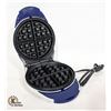 PROCTOR-SILEX WAFFLE MAKER