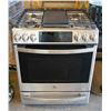 GE RESIDENTIAL DUAL FUEL RANGE W/ CENTER