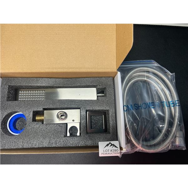 Lot of 1 Shower Head - Brand New!