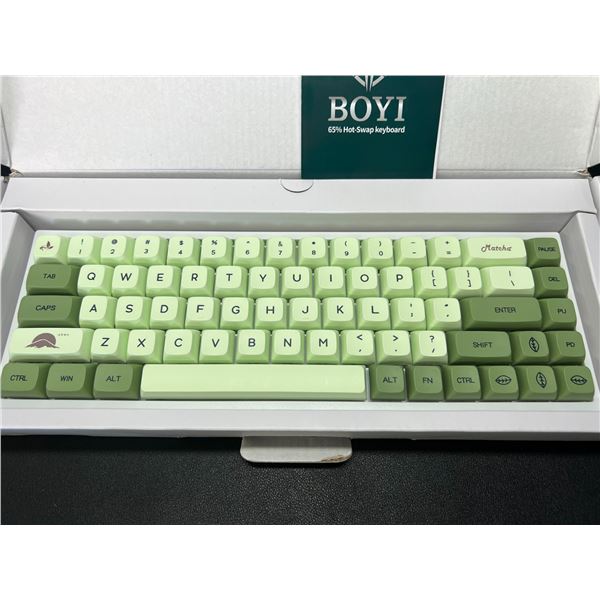 Lot of 1 Boyi 68 Keys NKRO Bluetooth Mechanical Gaming Keyboard - Matcha Green