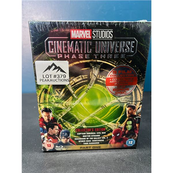Lot of 1 Marvel Studios Cinematic Universe Phase Three Collector's Edition 5 Film Collection Set