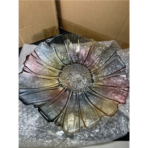 Lot of 2 Glass Flower Decorative Serving Platters/Trays