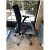 Image 3 : GLOBAL G20 BLACK/GREY MESH BACK TASK CHAIR