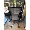 Image 2 : GLOBAL G20 BLACK/GREY MESH BACK TASK CHAIR