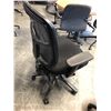 Image 2 : BLACK MESH BACK MULTI-LEVER TASK CHAIR