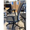 Image 2 : STEELCASE BLACK MESH BACK ADJUSTABLE ARM TASK CHAIR