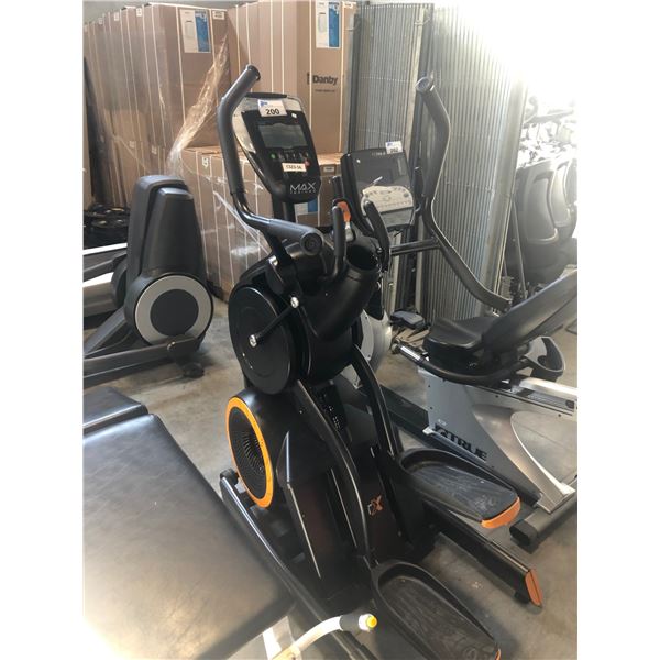 OCTANE FITNESS MAX TRAINER