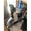 Image 3 : TRUE FITNESS C5800 RECUMBENT BIKE