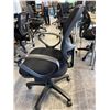 Image 2 : BLACK LOOP ARM MESH BACK TASK CHAIR