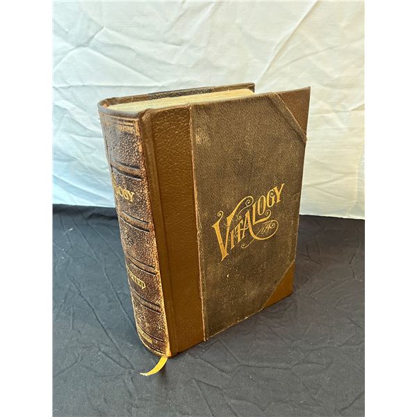 Vitalogy Illustrated Encyclopedia of Health & Home