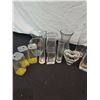 Image 2 : Assorted Glass Vases