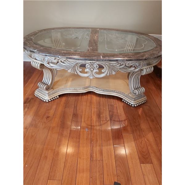 Elegant Crackle  La Francaise  Oval Cocktail Table