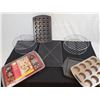 Image 1 : Assorted Baking Pans and Wire Racks