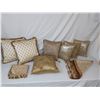 Image 1 : Decorative Throw Pillows