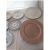 Image 5 : Assorted Decorative Plates